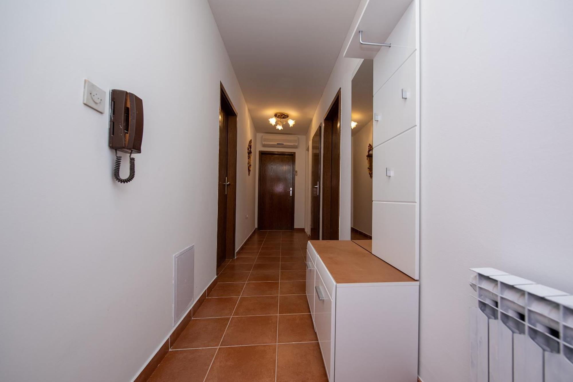 Apartment Split4 Split